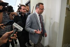 Wiceminister Szejna ma kłopoty. Jest na przymusowym urlopie