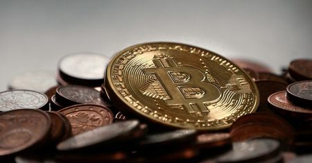 Mają rozmach. Zhakowali superkomputery w Europie, by kopać kryptowalutę