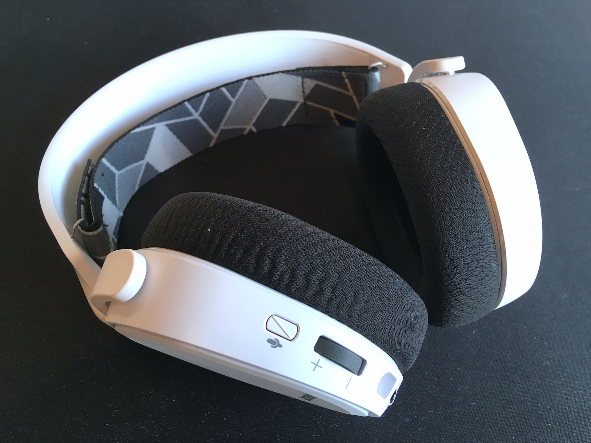 SteelSeries Arctis 3 – słuchawki dla graczy bliskie ideału [recenzja] 8