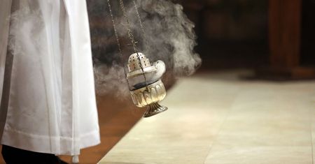 Śląsk: ksiądz wykorzystywał go seksualnie. Po latach zdecydował się o tym opowiedzieć