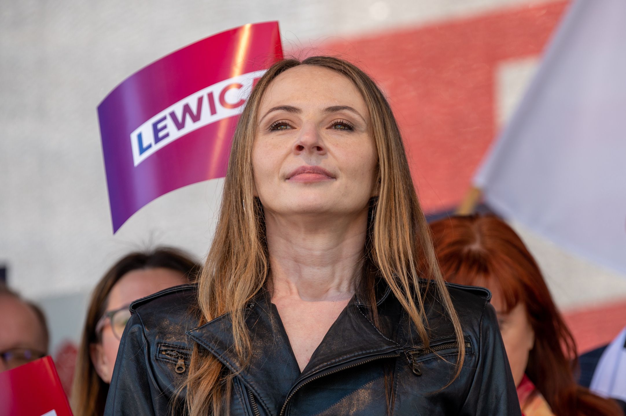 Agnieszka Dziemianowicz-Bąk: kobiety nie potrzebują modlitwy
