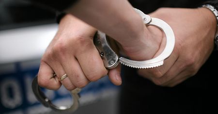 Odgryzła koleżance ucho po pijaku. Horror po sąsiedzku