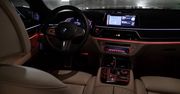 BMW 750i xDrive: Systemy wsparcia kierowcy, Night Vision, zdalne sterowanie i audio Bowers & Wilkins