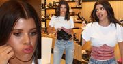 Dziewczyna byłego chłopaka Kourtney Kardashian pozuje z butem