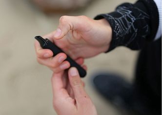 Od 5 lipca zmiany. Są nowe zakazy. Dotyczą  sprzedaży e-papierosów i palenia