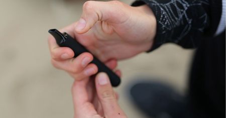 Od 5 lipca zmiany. Są nowe zakazy. Dotyczą  sprzedaży e-papierosów i palenia