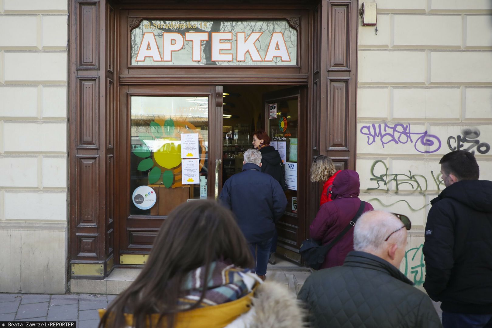 W całej Polsce brakuje leków na grypę