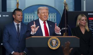 Agencja celna zaskoczyła rynki. Trump rozwiał wątpliwości ws. ceł na złoto