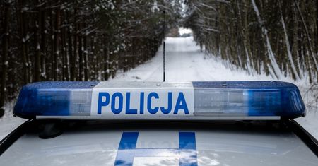 Oszustwo "na wnuczka" w powiecie ostrowieckim. Senior stracił 90 tys. zł