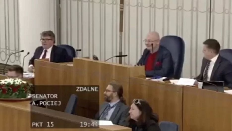 Podczas środowego posiedzenia Senatu doszło do zabawnego incydentu