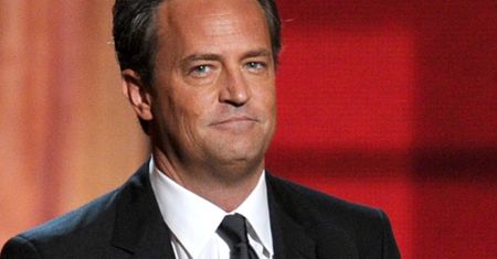 Tragiczna śmierć Matthew Perry'ego. Lekarze oskarżeni o spisek. "Ciekawe, ile ten kretyn zapłaci"