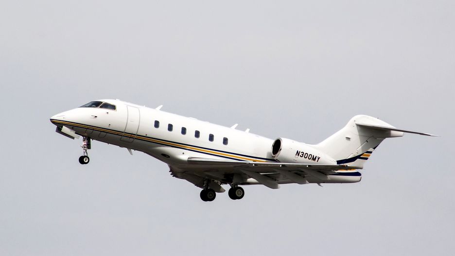 Bombardier Challenger 300 9 marca wystartował z Moskwy i przeleciał and Polską 