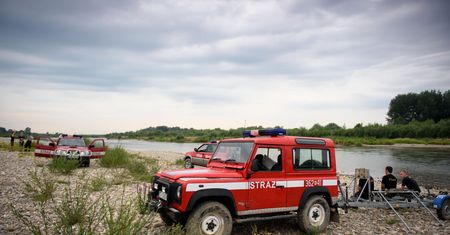Koniec poszukiwań. Z Dunajca wyłowili ciało operatora ciągnika