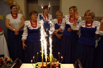 Pławy: Koło Gospodyń Wiejskich ma już 60 lat. Jubilatki, zanim zaczęły świętować, rozwaliły system występem kabaretowym