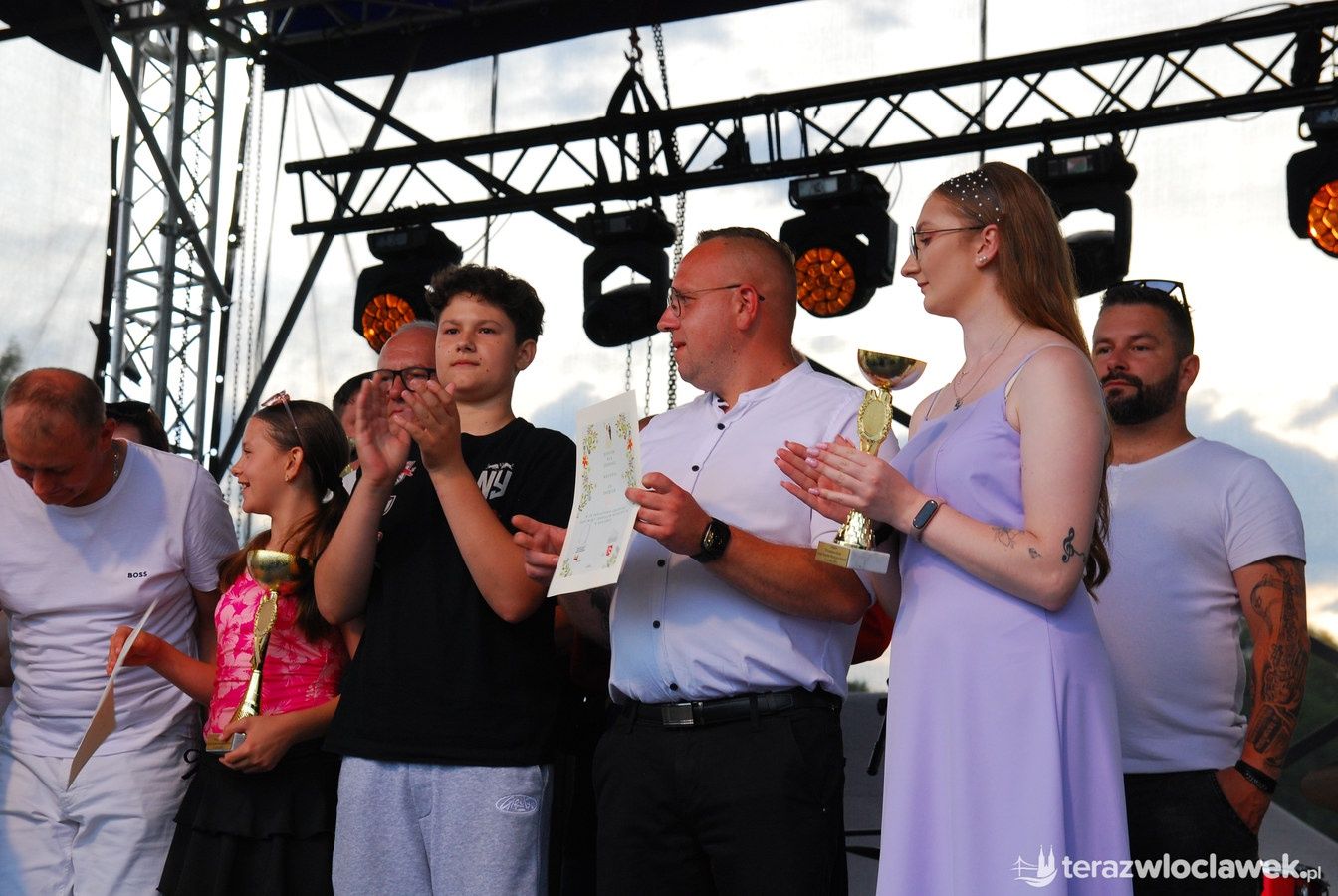 IX Powiatowo-Gminny Festiwal Zespołów Weselnych w Boniewie