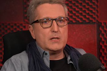 Zapytali byłego dziennikarza Polsatu o kontakt z UFO. "Mogę przeżyć za 3 tysiące"