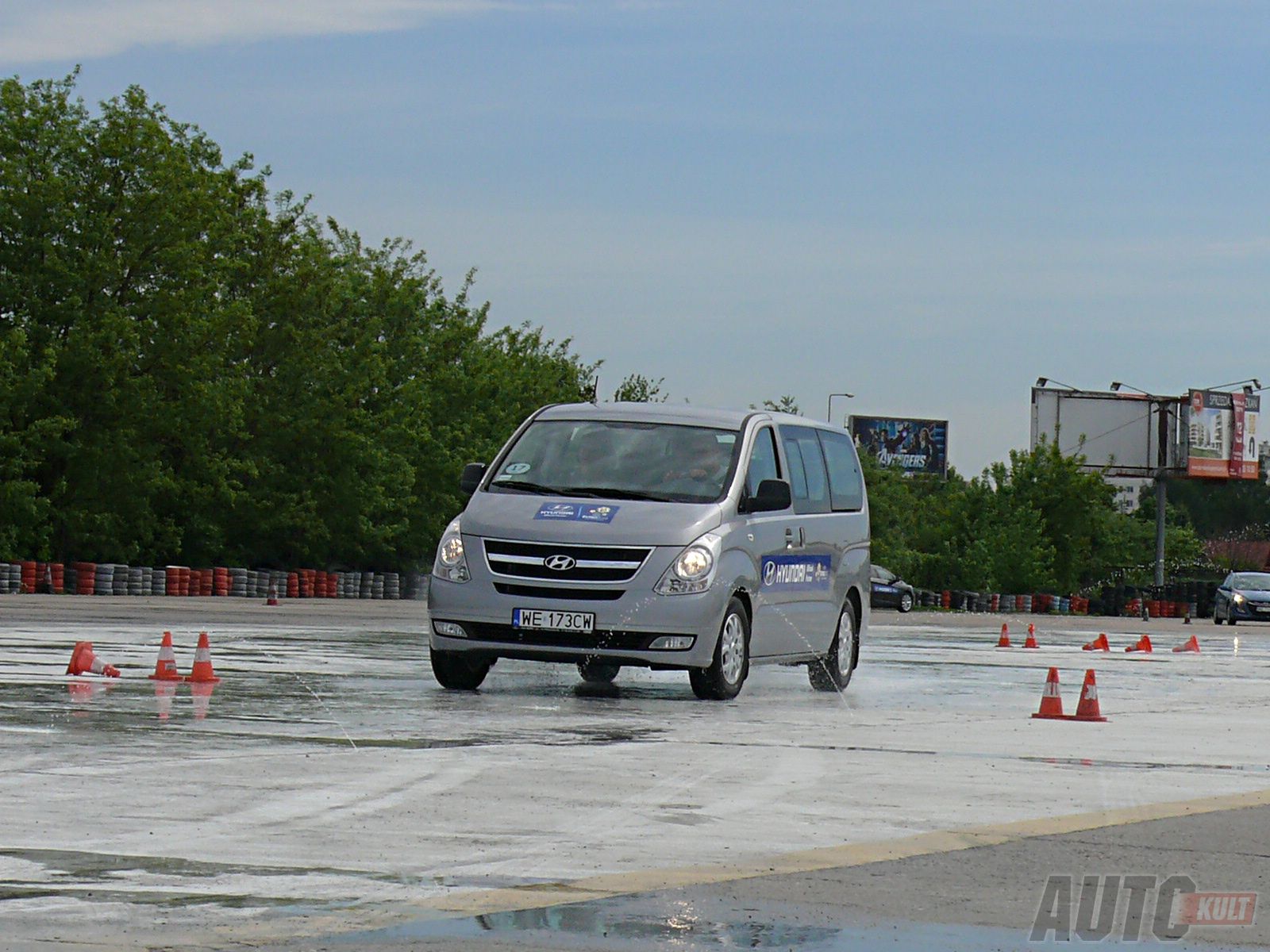 Hyundai H-1