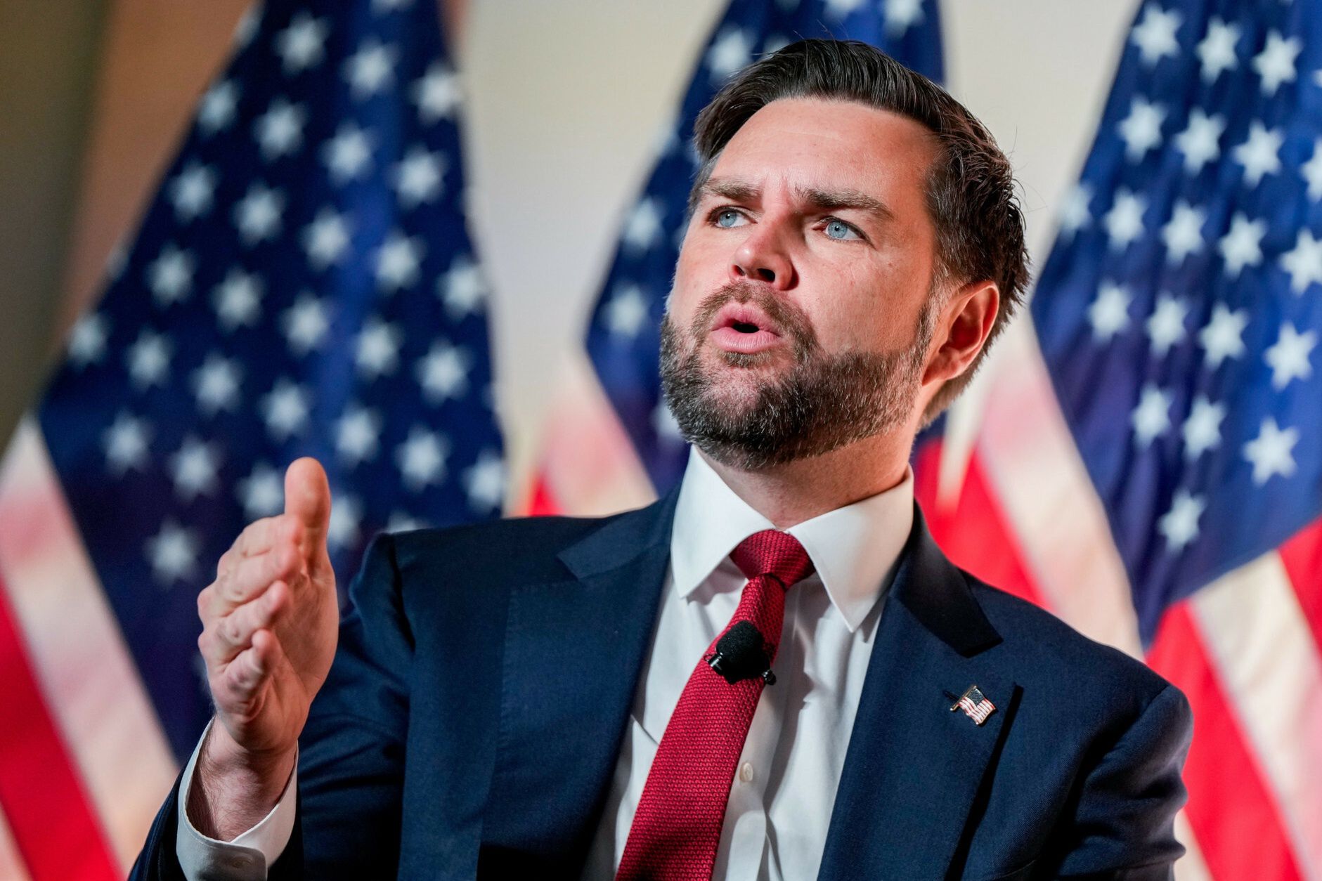 wiadomości,aktualności,WP Wiadomości J.D. Vance ostro krytykuje Danię. Tak argumentuje chęć zajęcia Grenlandii