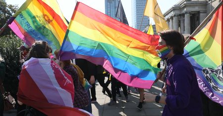 Związki jednopłciowe coraz bliżej? "Każdy ma prawo do miłości"
