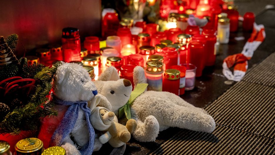 Temporary
Teddy bears were laid together with candles near the Christmas market, where a car drove into a crowd on Friday evening, in Magdeburg, Germany, Sunday, Dec. 22, 2024. (AP Photo/Michael Probst)
Michael Probst