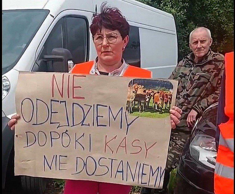 Rolnicy pod siedzibą firmy spod Świecia domagali się spłaty należności
