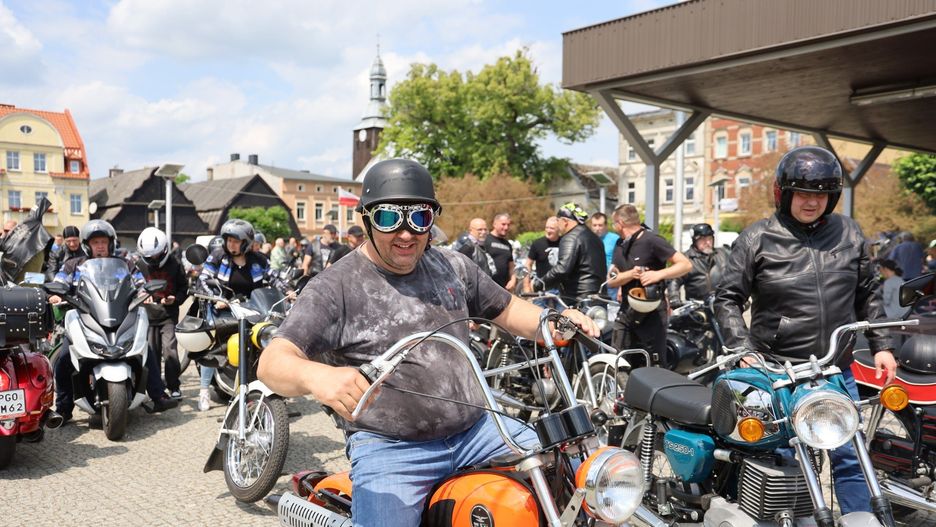 Parada motocyklowa w Rakoniewicach! Setki miłośników dwóch kółek na ulicach miasta