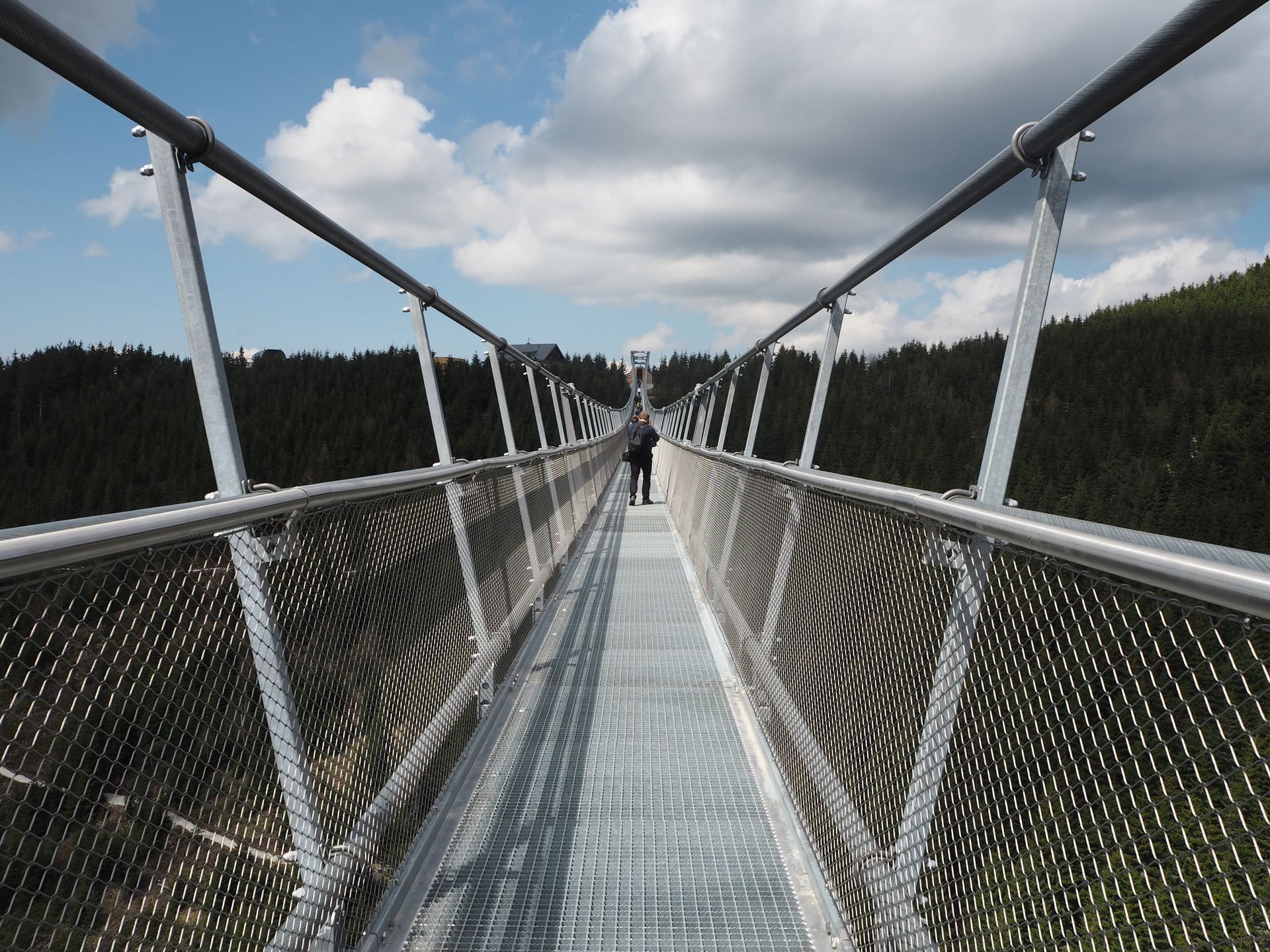 Sky Bridge 721 