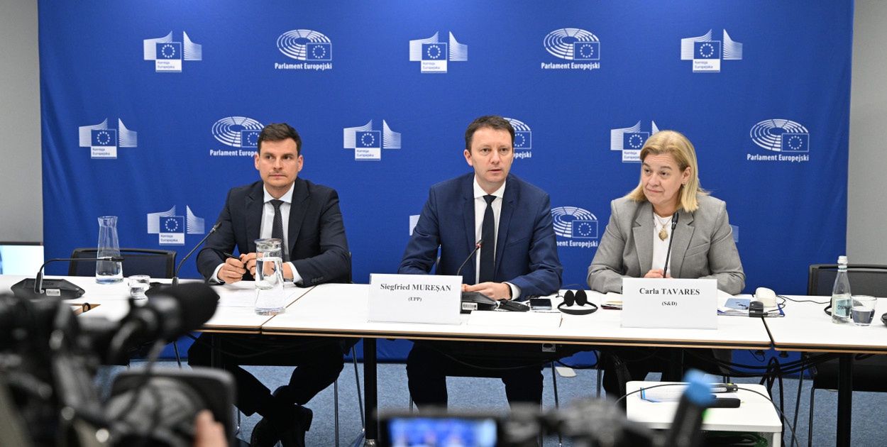 Europosłowie: będziemy walczyć o utrzymanie finansowania polityki spójności i poli