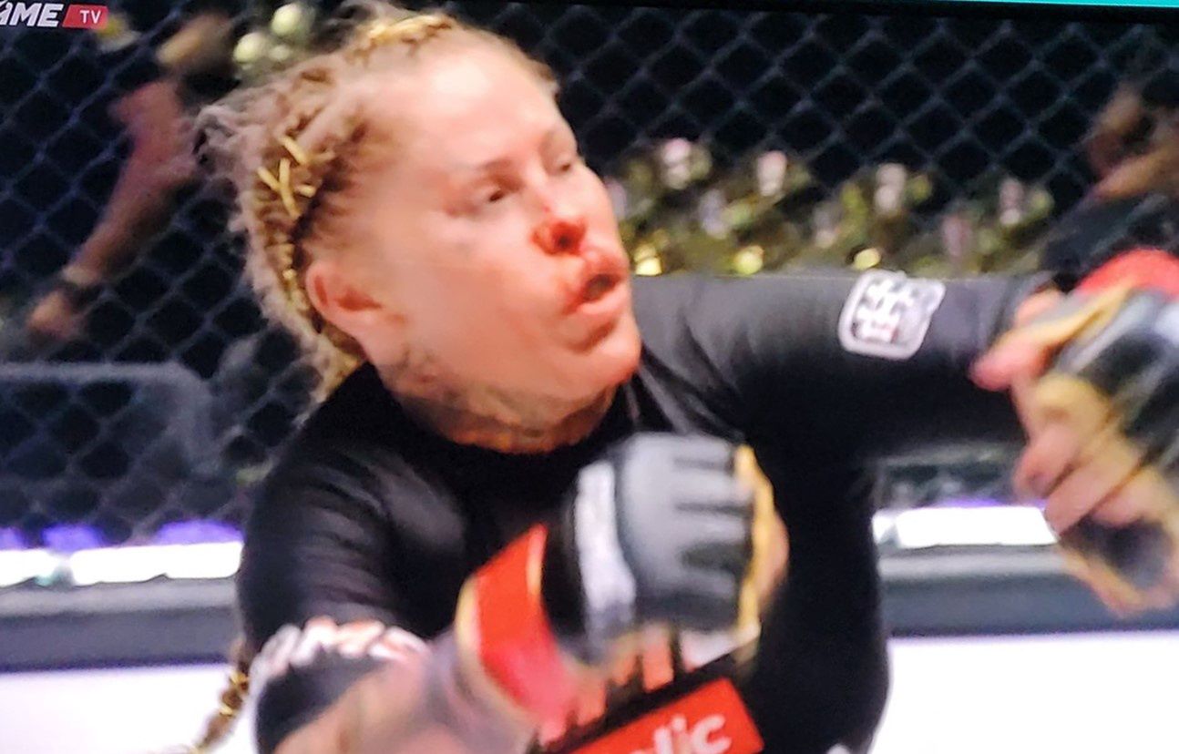 Laluna Unique i jej SKWASZONY NOS przegrywają walkę na Fame MMA