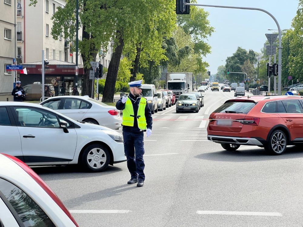 Zbyt duża liczba aut bywa przyczyną korków