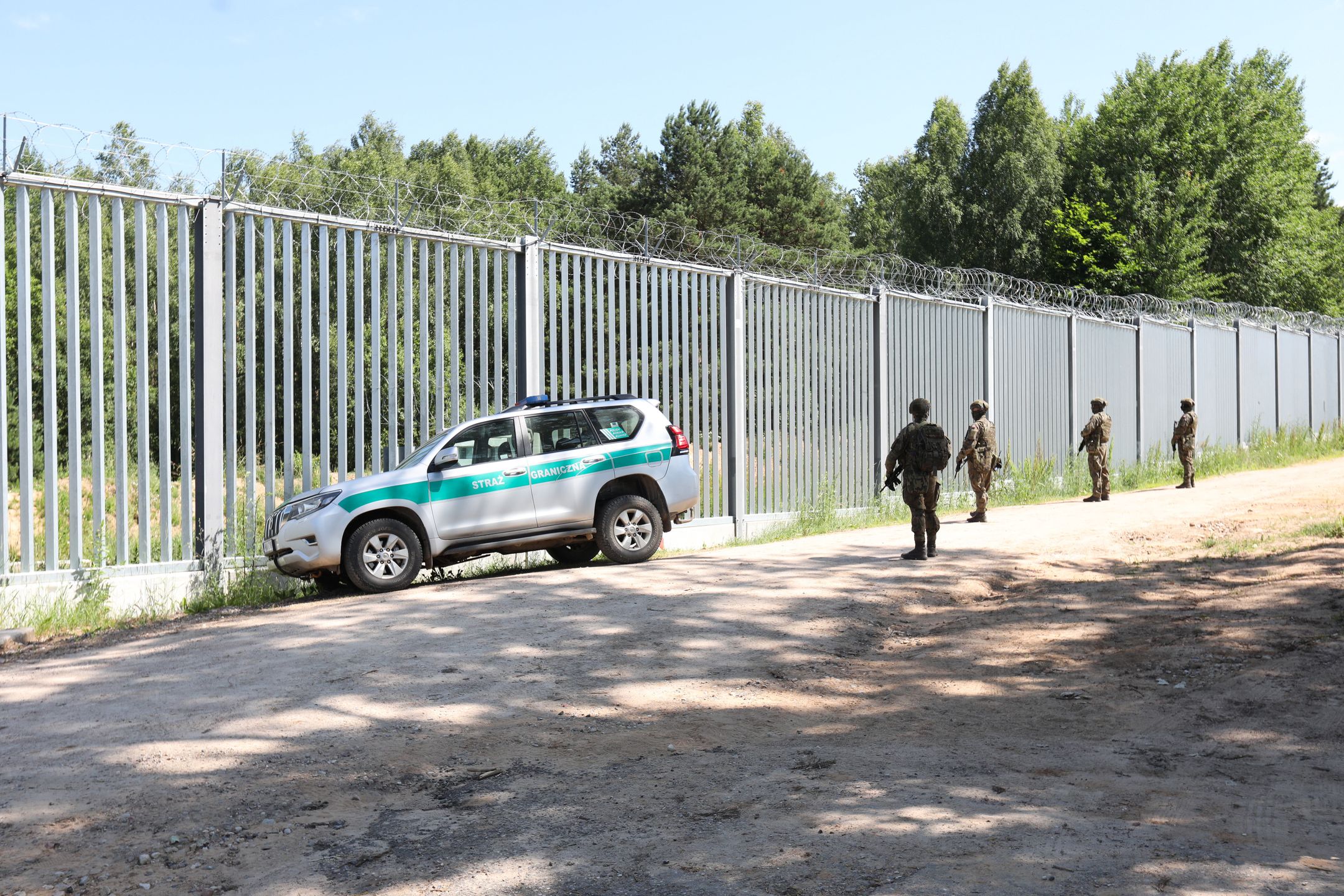 zapora
Artur Reszko
granica, granica polsko-bia�oruska, p�ot, polsko-bia�oruska, zapora
