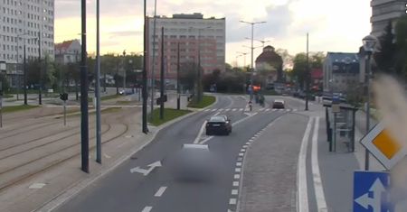 Pijany kierowca w centrum miasta