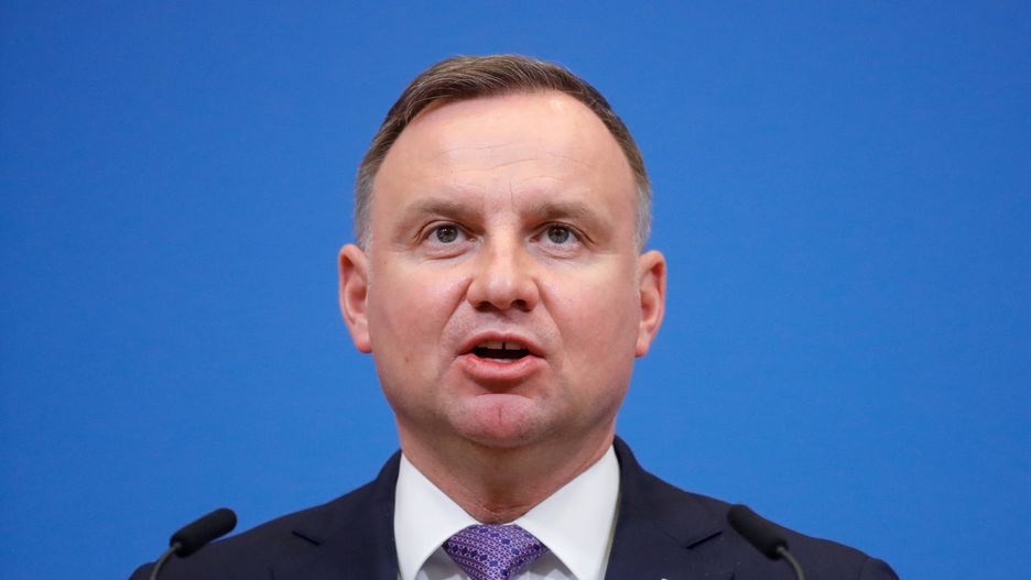 President of Poland Andrzej Duda in Brussels
epa09602480 President of Poland Andrzej Duda gives a press conference at the end of a meeting with NATO Secretary-General Jens Stoltenberg (not seen) at the NATO headquarter in Brussels, Belgium, 25 November 2021.  EPA/STEPHANIE LECOCQ Dostawca: PAP/EPA.STEPHANIE LECOCQ