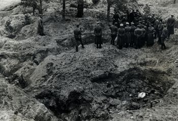 Zbrodnia, która wstrząsnęła Polską. Pierwsza katyńska ekshumacja