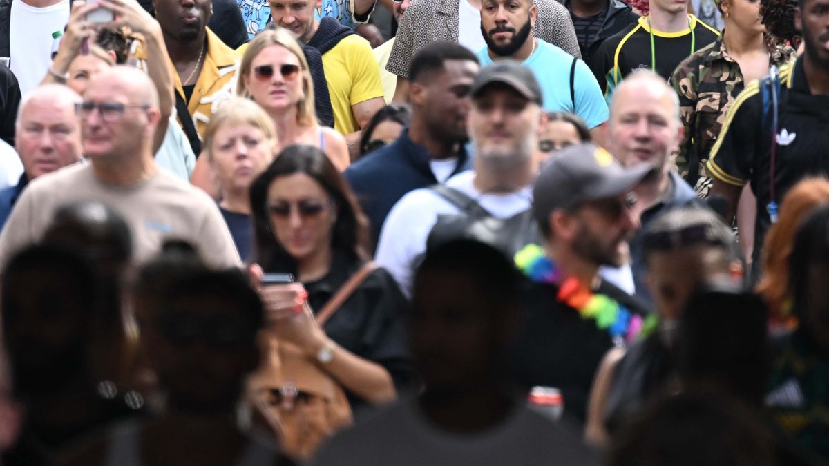 LONDON, UNITED KINGDOM - AUGUST 25: Thousands of people from all over the world crowd the streets during the Notting Hill Carnival, known as the largest street carnival in Europe, in London, United Kingdom on August 25, 2024. (Photo by Rasid Necati Aslim/Anadolu via Getty Images)