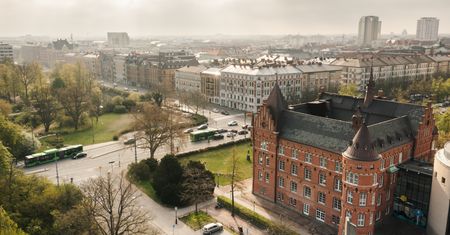 Szwecja. Dwóch Brytyjczyków zastrzelono, ich auto spalono