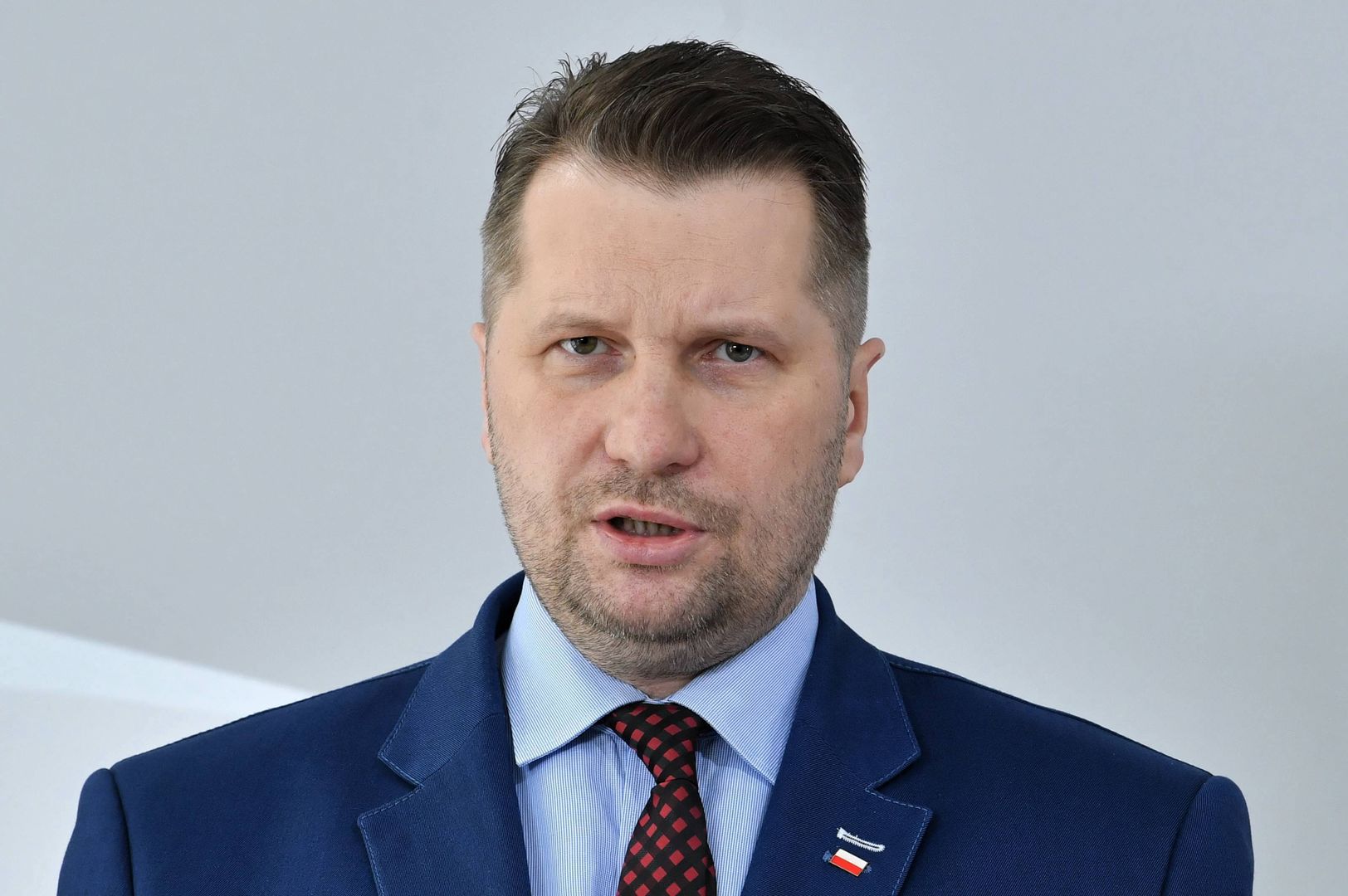 Powrót do szkól? Jeszcze nie teraz - mówi Przemysław Czarnek