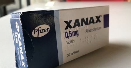 Kupiliśmy receptę na Xanax. Lekarze alarmują: to dziura w przepisach