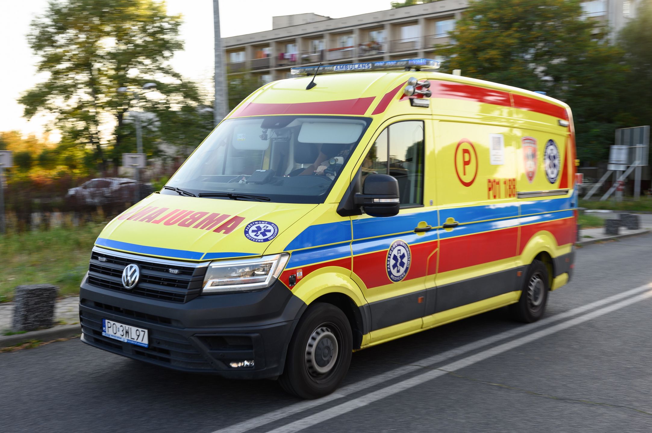 karetka
Jakub Kaczmarczyk
ameryka�ska, armia, Black Hawk, im. J�zefa Strusia w Poznaniu, l�dowanie, l�dowisko, w poznaniu, Wielospecjalistyczny Szpital Miejski, wielozadaniowy ameryka�ski