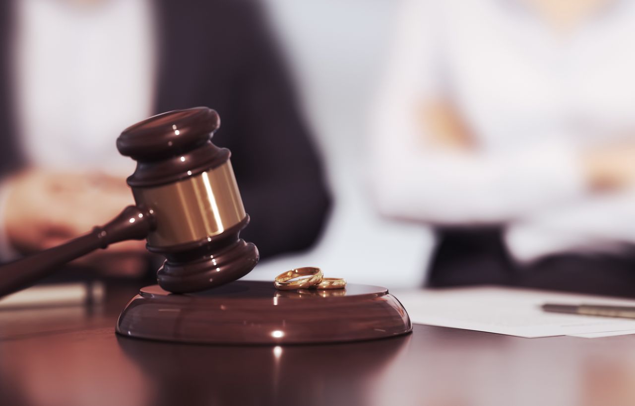 Krzyżówka o rozwodzie. Sprawdź, co wiesz na ten temat