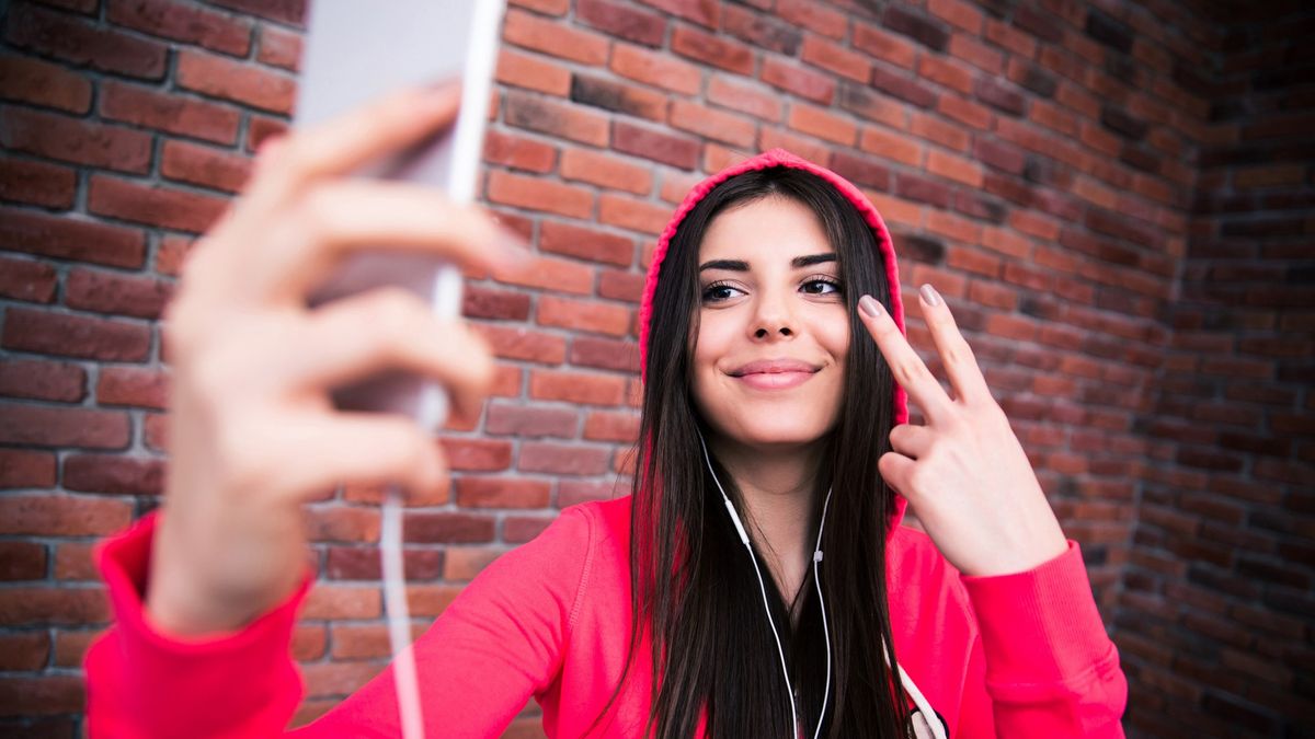 Życie na pokaz. W sieci udajemy zdrowych i szczęśliwych, bo zmuszają nas różne aplikacje 1