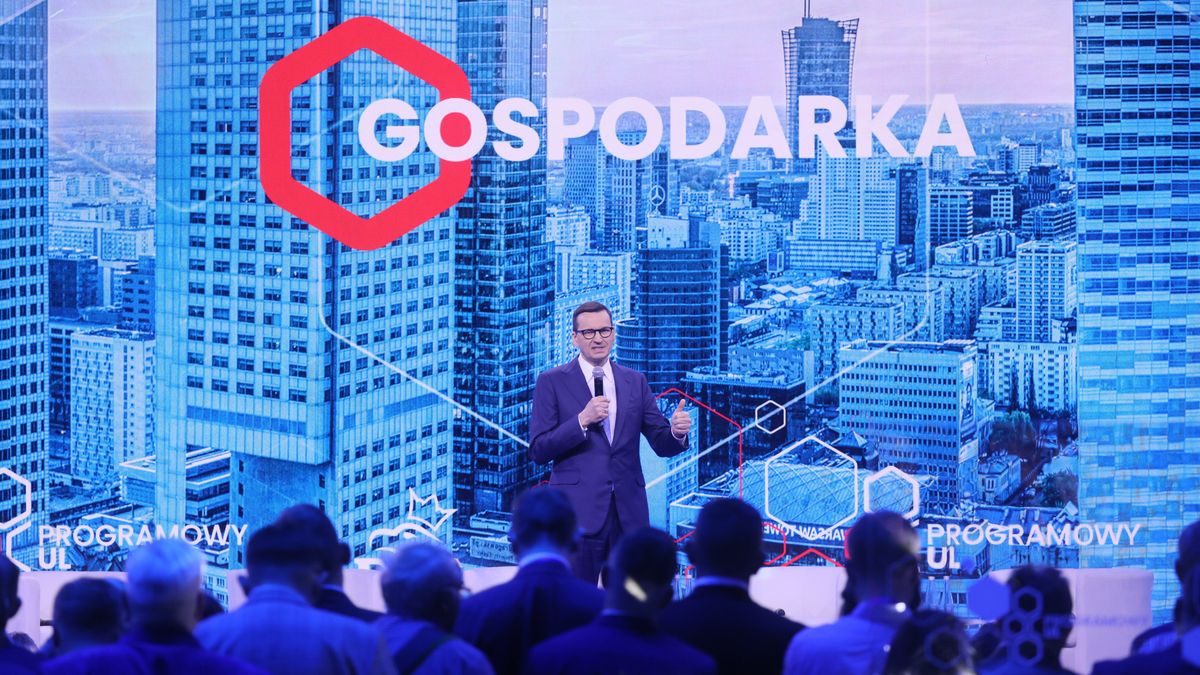 Morawiecki mówił o inwestycjach, jako planie na wzrost wynagrodzeń 