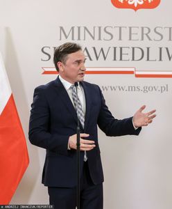 Zbigniew Ziobro zgadza się z Kaletą. Chodzi o "cenzurę chrześcijańskich treści"