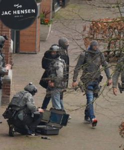 Akcja policji w Holandii. Zamaskowany mężczyzna wziął zakładników