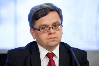 Gatnar punktuje ryzyka obecnej polityki pieniężnej. Może być jak z frankowiczami