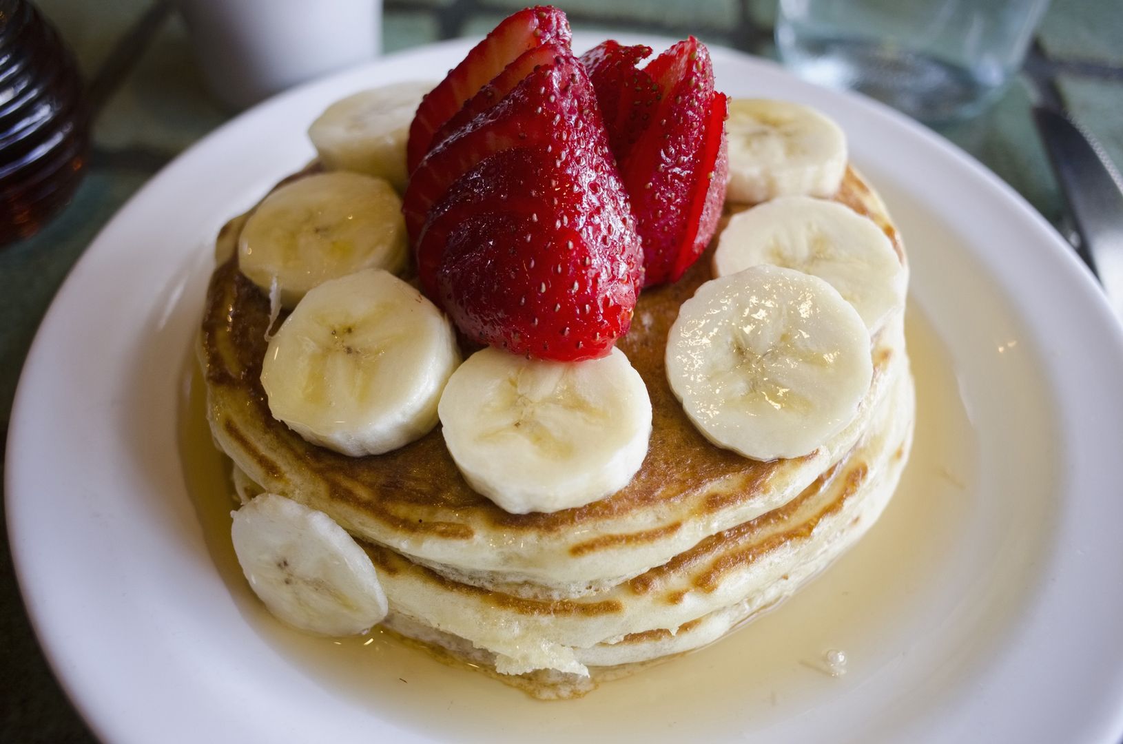 Do zrobienia pancakes potrzebujesz tylko 3 składników.