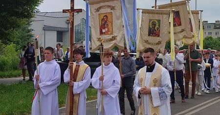 Fajerwerki na parafialnym festynie. "Za pieniądze parafian"