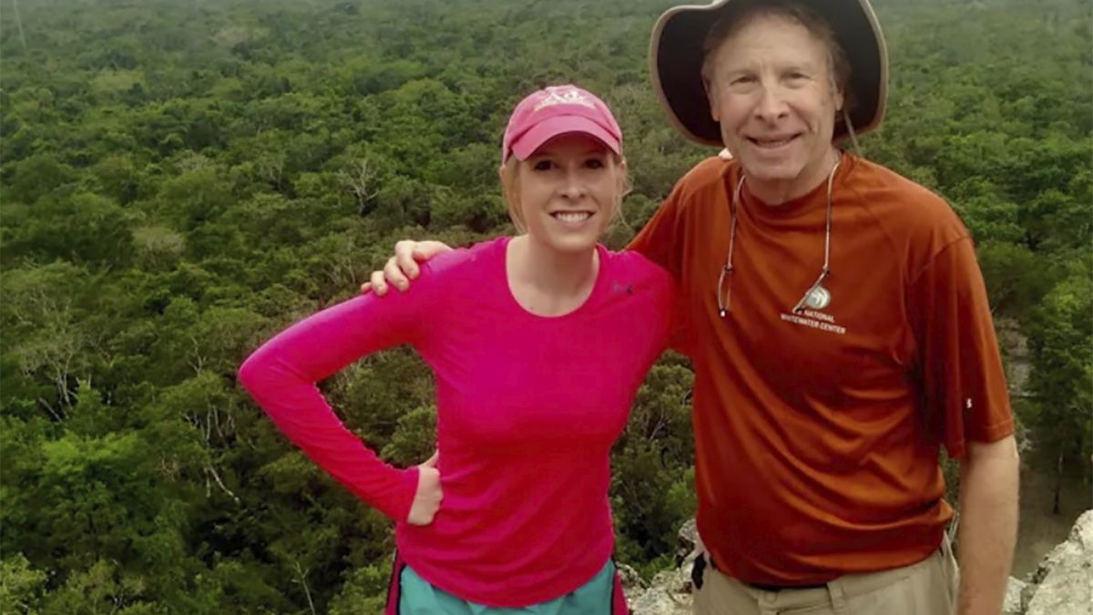 24-letnia Alison Parker została zastrzelona podczas przeprowadzania wywiadu. Jej ojciec chce walczyć o sprawiedliwość