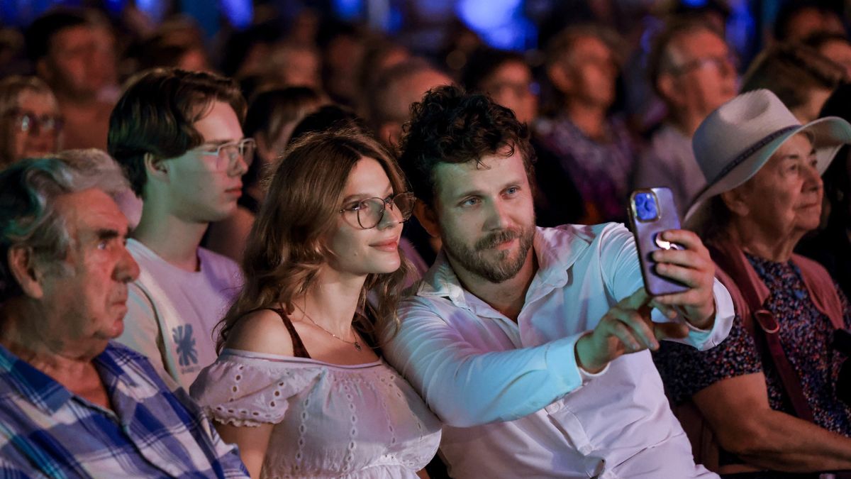 Antoni Królikowski i Izabela Banaś - poród tuż tuż, fot. AKPA