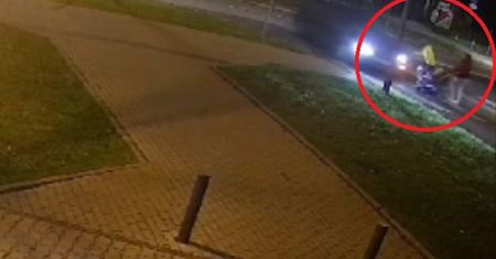 Dwulatka aż wypadło z wózka! Przerażające nagranie z Gorzowa